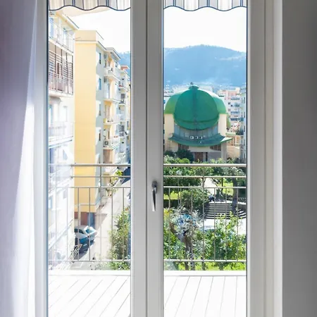 アパート Luxury Appartament In Center ソレント