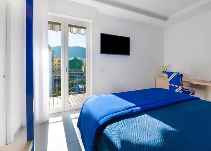 Luxury Appartament In Center דירה *